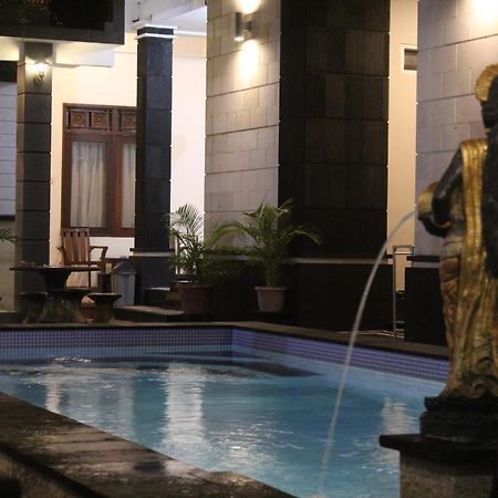 New Asta Graha Guesthouse Jimbaran Zewnętrze zdjęcie