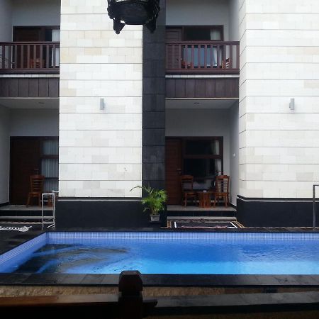 New Asta Graha Guesthouse Jimbaran Zewnętrze zdjęcie