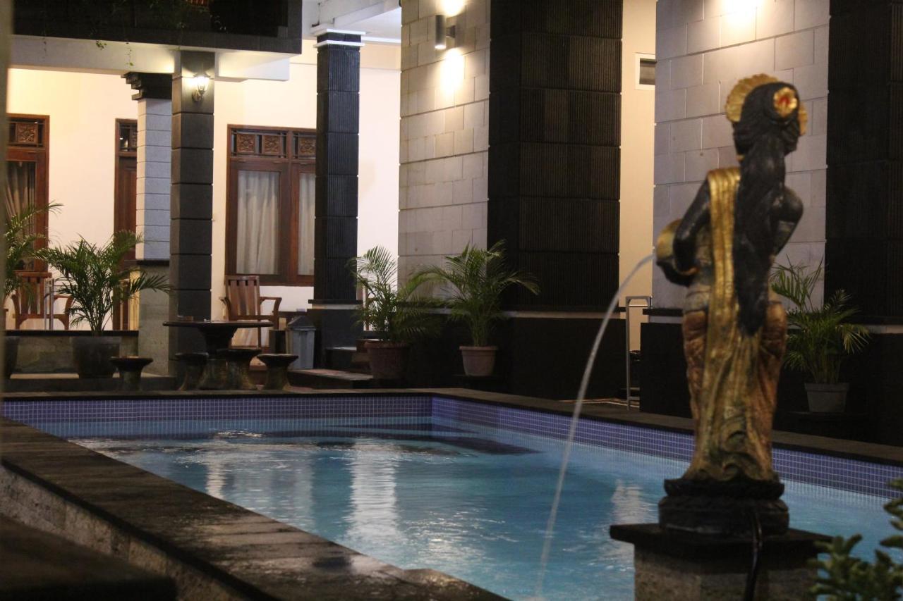 New Asta Graha Guesthouse Jimbaran Zewnętrze zdjęcie